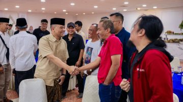 Gubernur Jateng Ajak Wartawan ‘Gempur’ Kemiskinan Lewat Keterbukaan Informasi