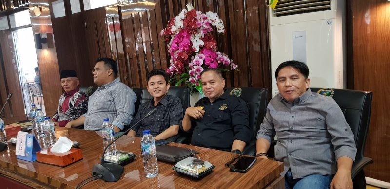 Tabrak Aturan Adat, Sikap  Pemda Bungkam  Dipertanyakan, Rekomendasi Tegas DPRD Pessel : Bongkar Atau Ubah Klenteng
