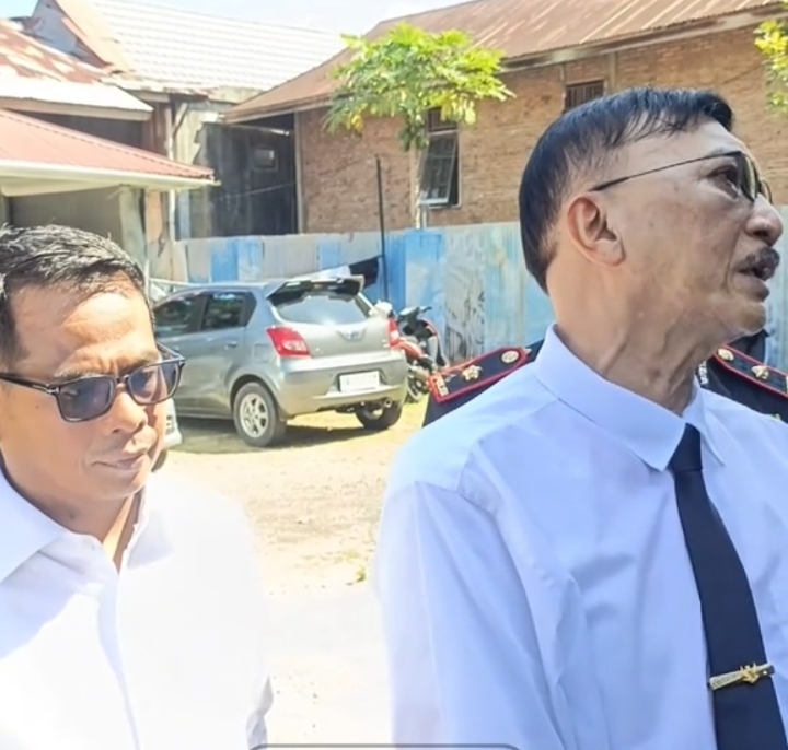Masyarakat Desak Pemkab Pessel Bertindak Tegas: “Jangan Hanya Berteori di Media Sosial!”