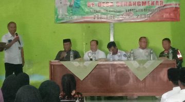 Kades Serangmekar Ciparay Lantik Ketua RW Dan RT Terpilih