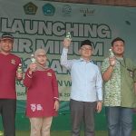 Kepala Kemenag Kab. Bandung Hadiri Launching air minum Haqul Yaqin MAN 1 Bandung