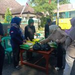 Masyarakat Ciparay Sambut Program Gerakan Pangan Murah 